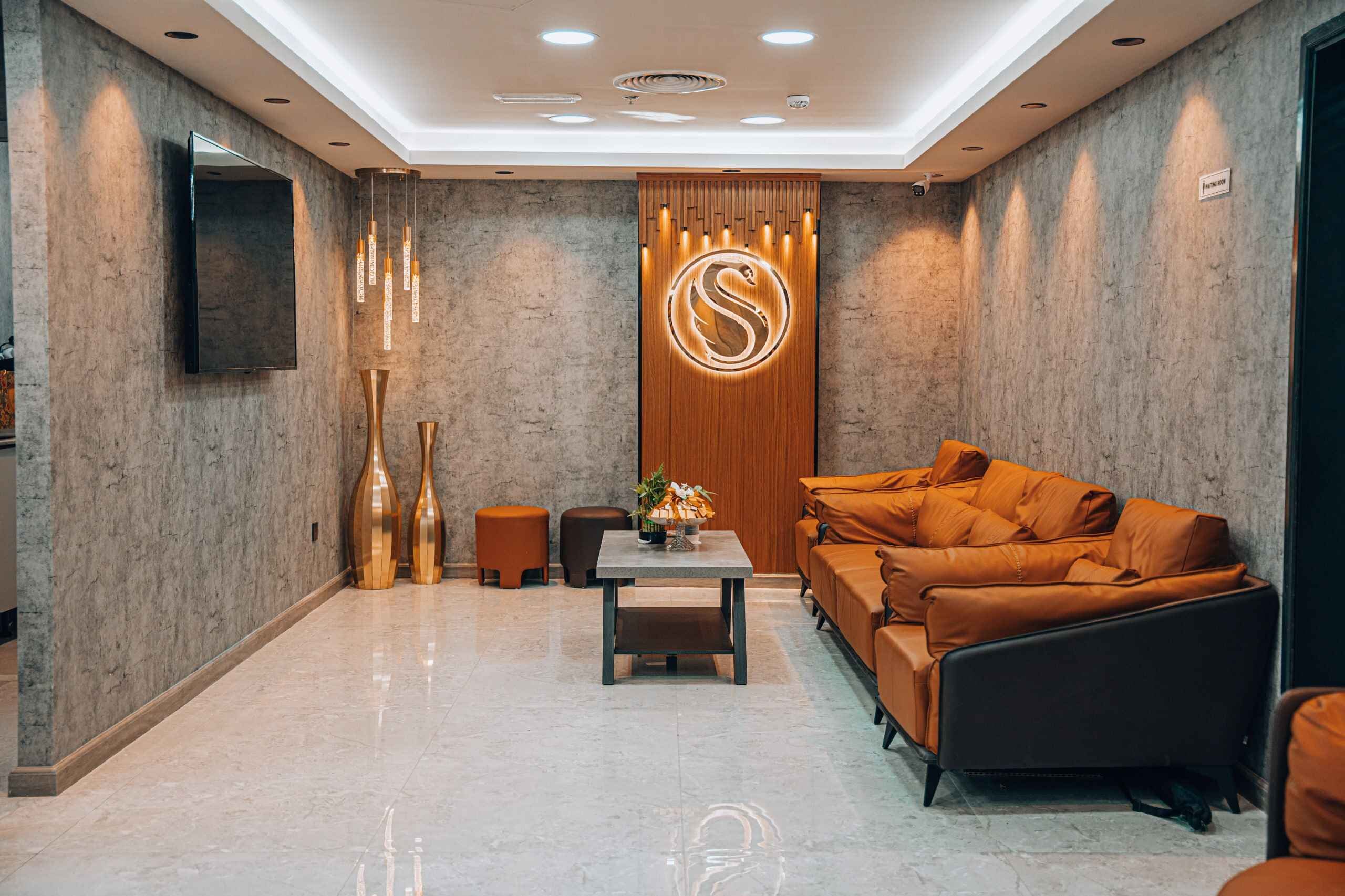 Radiance Renew – Medical HydraFacial + Microneedling 3