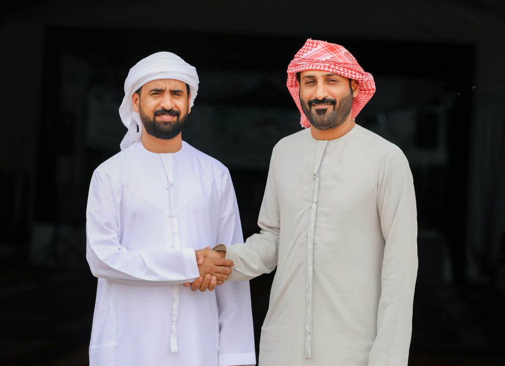 Cultural Etiquette in UAE: Dress Code & Respect in Hospitals