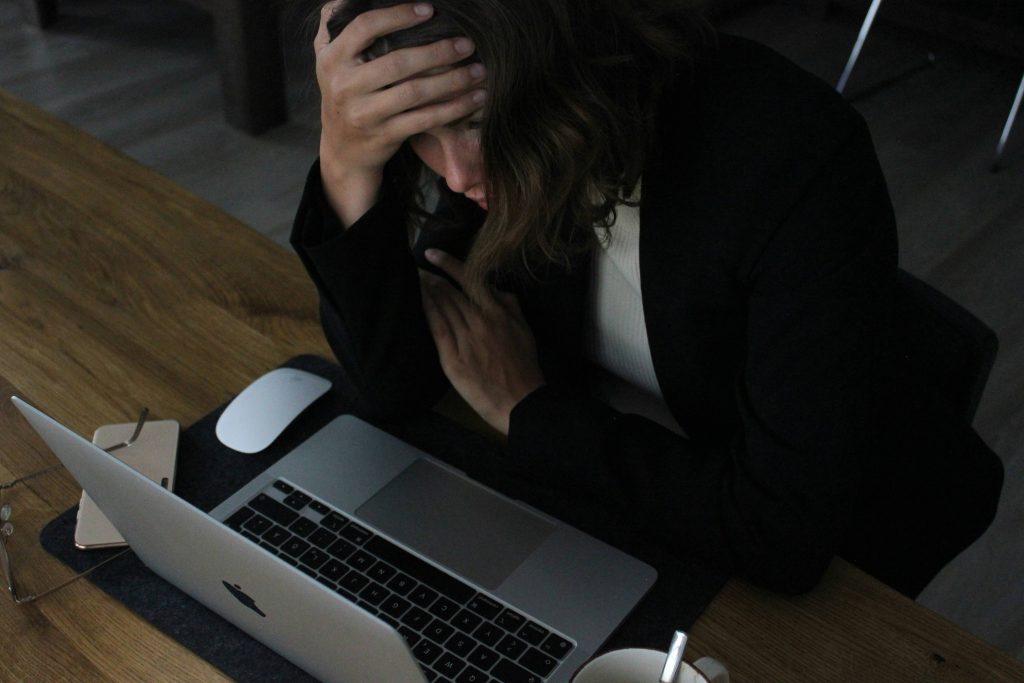 Burnout and Severe Anxiety in Dubai: Medication or rTMS? Choosing the Right Treatment and Psychiatrist